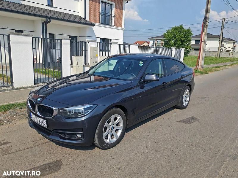 Second-hand BMW 318 150 CP (110 kW) 2018 Culoaregri Monovolum