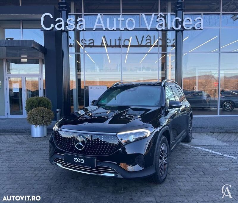 Negru Utilizat 2023 Mercedes EQB300 SUV | 44.900 EUR (Preț OK) - Imagine 1/4