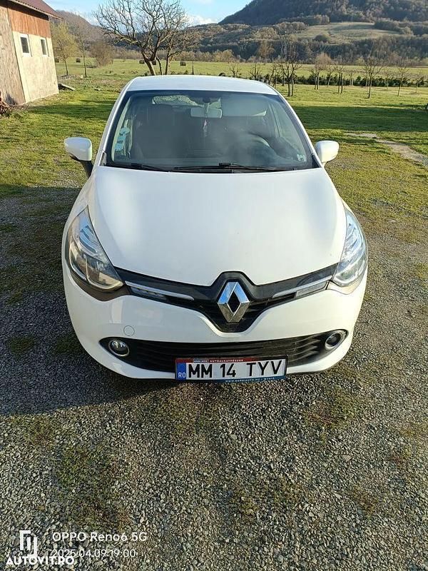 Alb Utilizat 2018 Renault Clio IV Hatchback | 4.100 EUR (Super Preț) - Imagine 1/4