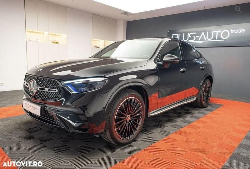 Second-hand Mercedes GLC300 Advanced 269 CP (197 kW) 2024 Culoarenegru Coupe