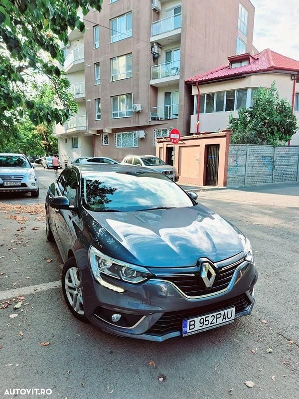 Culoaregri Utilizat 2019 Renault Mégane IV Business Berlinǎ | 10.500 EUR (Super Preț) - Imagine 1/4