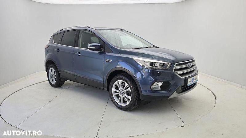 Second-hand Ford Kuga 176 CP (129 kW) 2019 Culoarealbastru SUV