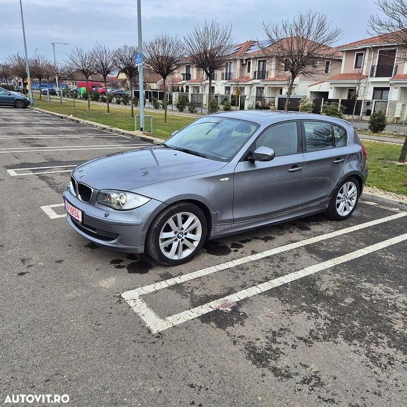 Second-hand BMW 123 Sport Line 204 CP (150 kW) 2009 Culoaregri Hatchback