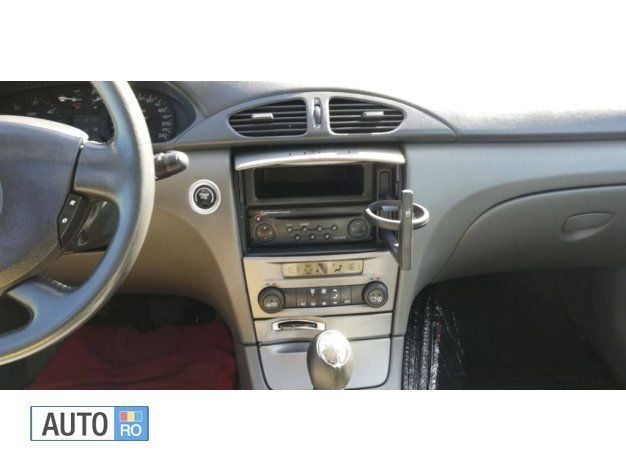 Second-hand Renault Laguna II 120 CP (88 kW) 2003 Rosu Berlinǎ