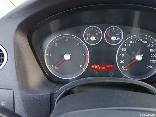 Second-hand Ford Focus 136 CP (100 kW) 2007 Auriu Cabrio