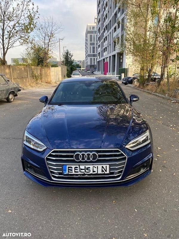 Culoarealbastru Second-hand 2018 Audi A5 Sport Coupe | 21.900 EUR (Preț OK) - Imagine 1/4