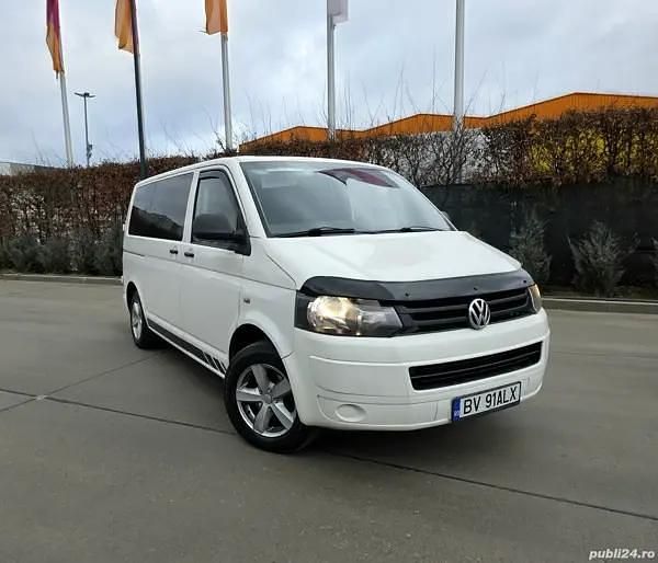 Utilizat 2013 VW T5 Van | 9.999 EUR (Preț OK) - Imagine 1/4