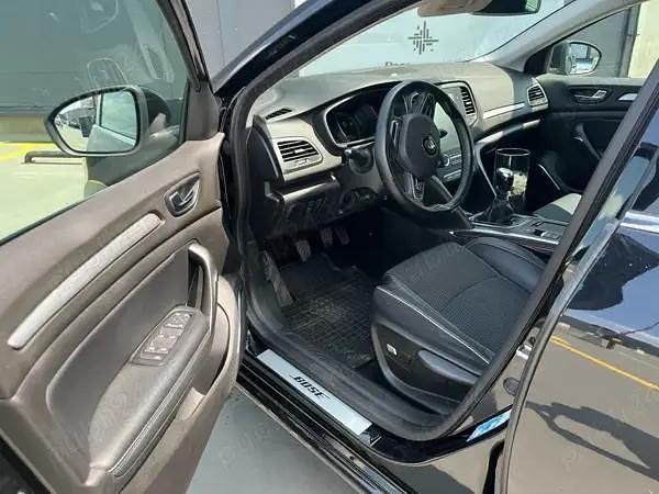 Second-hand Renault Mégane IV Bose Edition 110 CP (80 kW) 2016 Negru Hatchback