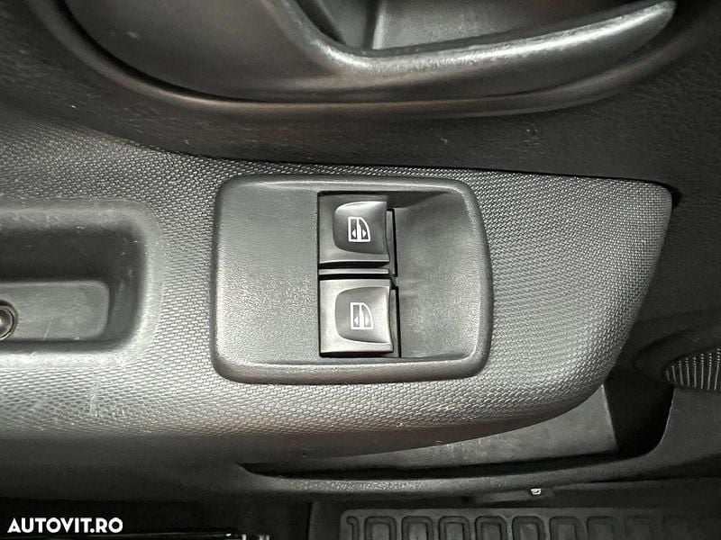 Second-hand Dacia Logan Comfort 100 CP (73 kW) 2021 Rosu Berlinǎ