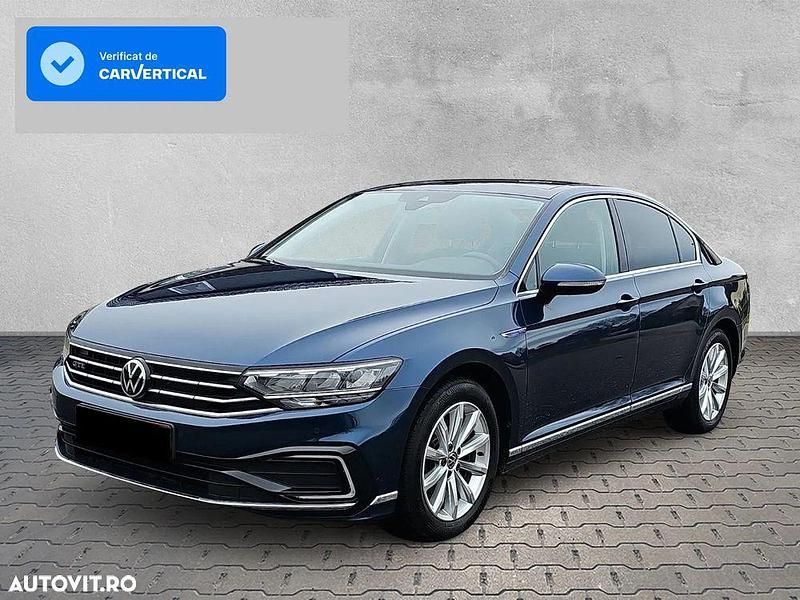 Culoarealbastru Utilizat 2022 VW Passat GTE Berlinǎ | 20.500 EUR (Preț OK) - Imagine 1/4