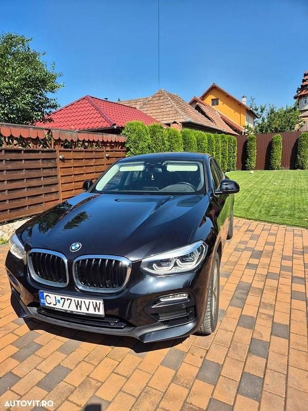 Negru Utilizat 2019 BMW X4 Advantage SUV | 31.000 EUR (Preț OK) - Imagine 1/4
