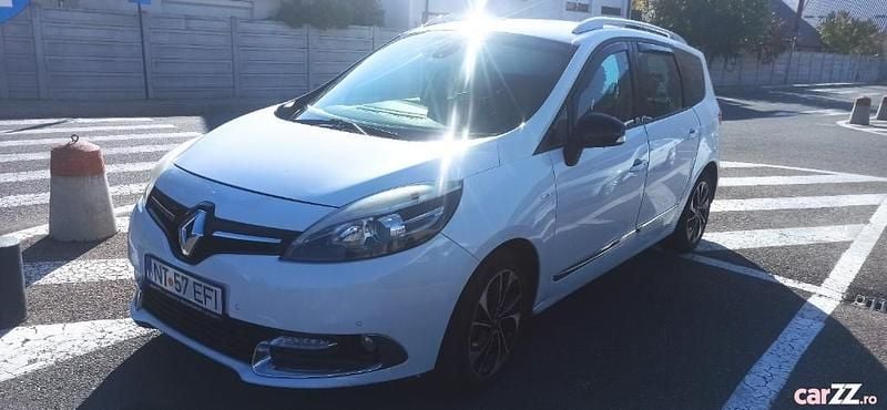 Utilizat 2015 Renault Grand Scénic III Monovolum | 6.200 EUR - Imagine 1/4