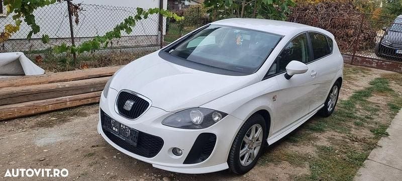 Culoarealb Utilizat 2012 Seat Leon | 3.300 EUR (Preț bun) - Imagine 1/4
