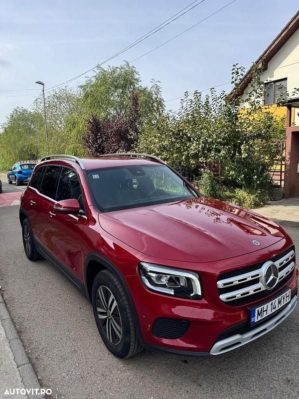 Culoarerosu Utilizat 2021 Mercedes GLB200 SUV | 22.500 EUR (Super Preț) - Imagine 1/4