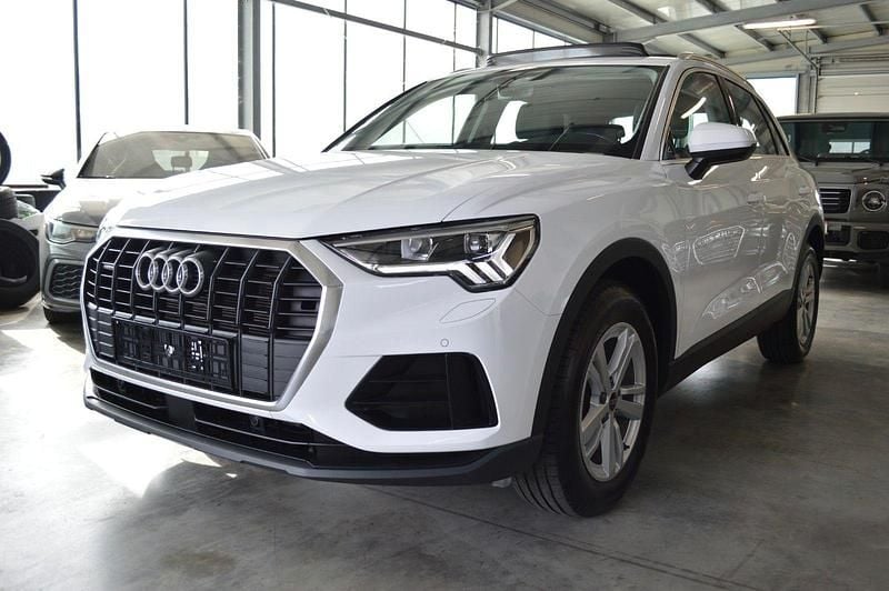 Utilizat 2023 Audi Q3 Sport SUV | 39.716 EUR - Imagine 1/1