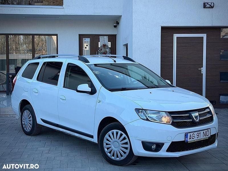 Second-hand Dacia Logan Lauréate 90 CP (66 kW) 2017 Culoarealbastru Berlinǎ