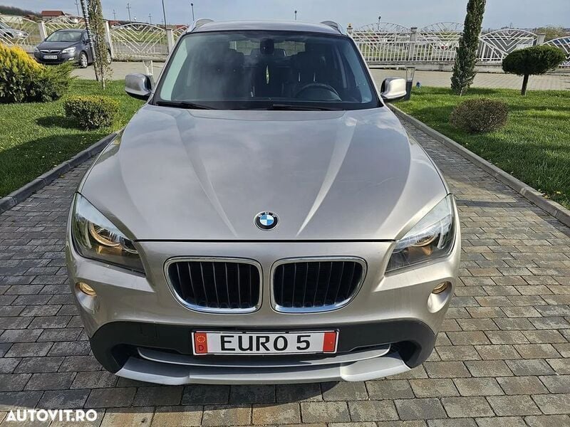 Bej Utilizat 2012 BMW X1 SUV | 6.990 EUR (Super Preț) - Imagine 1/4