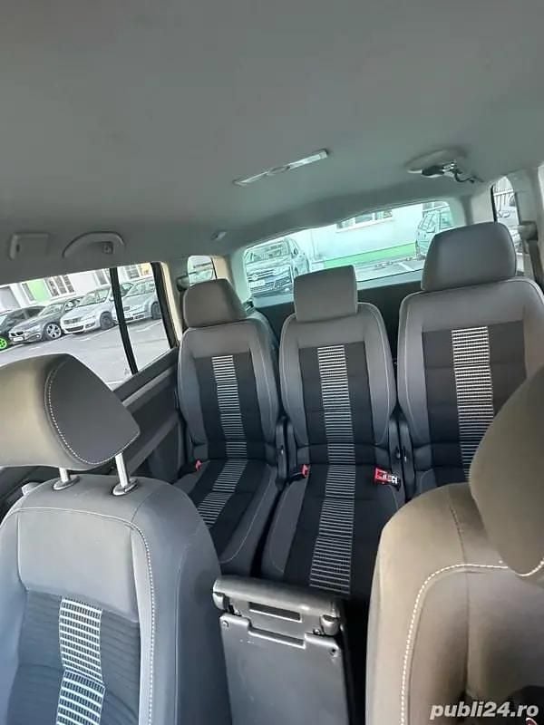 Negru Utilizat 2008 VW Touran Monovolum | 1.999 EUR - Imagine 1/4