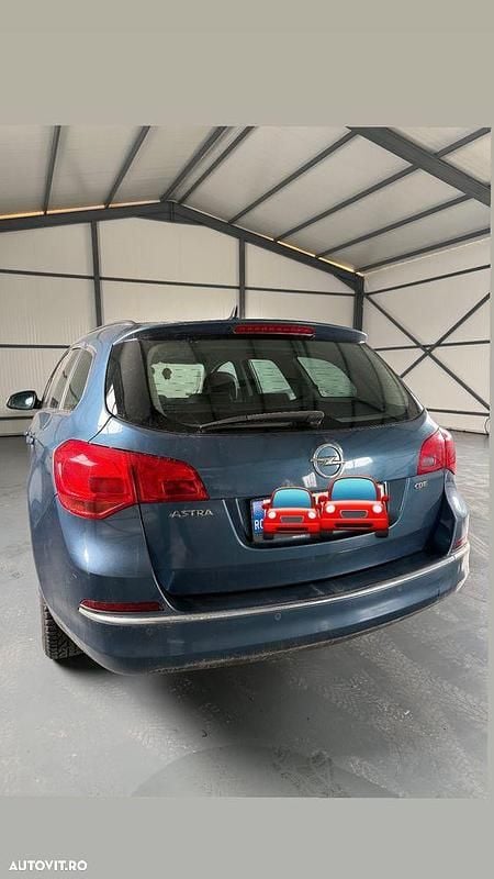 Second-hand Opel Astra 110 CP (80 kW) 2015 Culoarealbastru Break