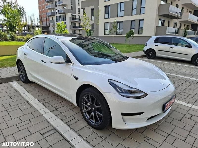 Culoarealb Utilizat 2020 Tesla Model 3 Standard Range Berlinǎ | 19.150 EUR (Super Preț) - Imagine 1/4
