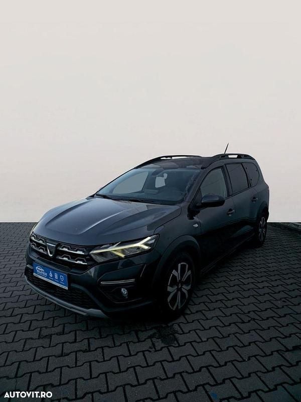 Second-hand Dacia Jogger 110 CP (80 kW) 2022 Culoaregri Monovolum