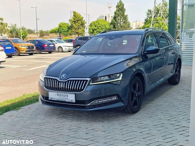 Gri Utilizat 2021 Skoda Superb Style Break | 22.800 EUR (Puțin scump) - Imagine 1/4
