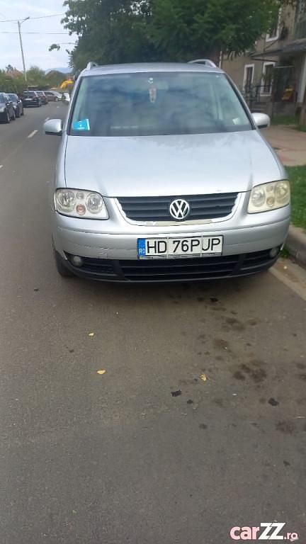 Utilizat 2004 VW Touran Monovolum | 2.100 EUR - Imagine 1/4