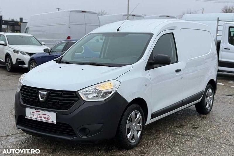 Second-hand Dacia Dokker Lauréate 75 CP (55 kW) 2018 Culoarealb Monovolum