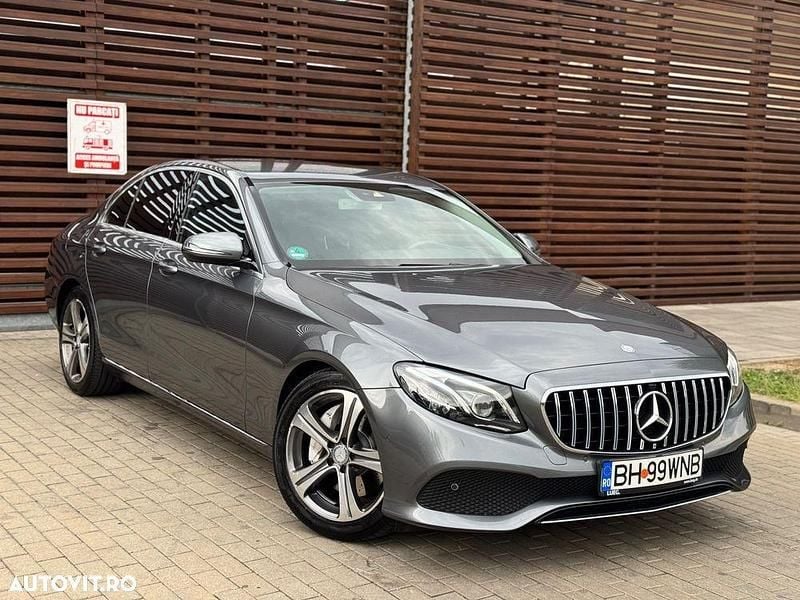 Culoaregri Utilizat 2017 Mercedes E220 Avantgarde Berlinǎ | 23.990 EUR - Imagine 1/4