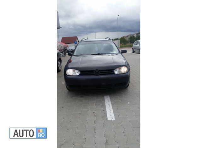 Albastru Utilizat 2002 VW Golf IV Break | 2.100 EUR - Imagine 1/2