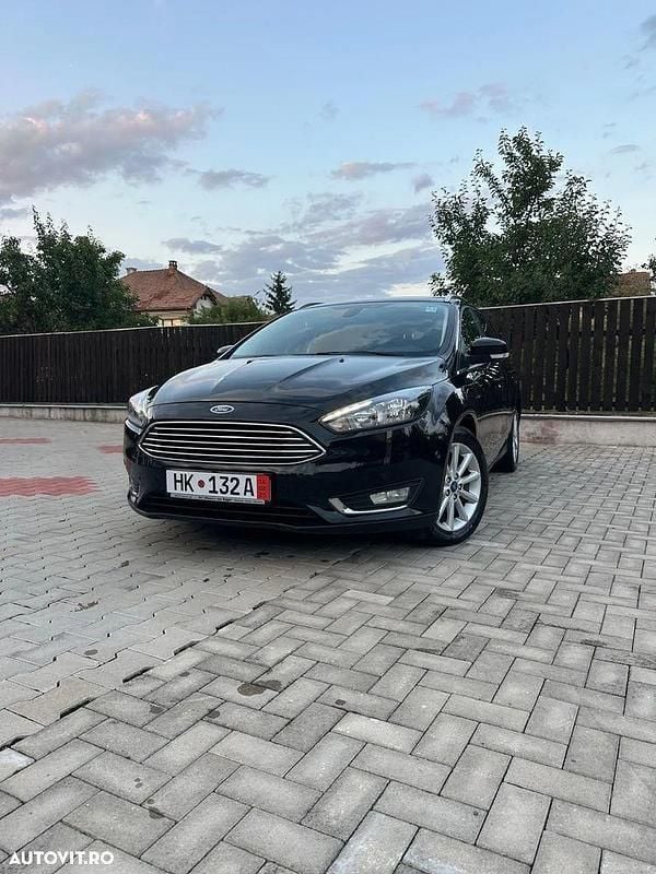 Negru Utilizat 2015 Ford Focus Style Break | 7.290 EUR (Puțin scump) - Imagine 1/4