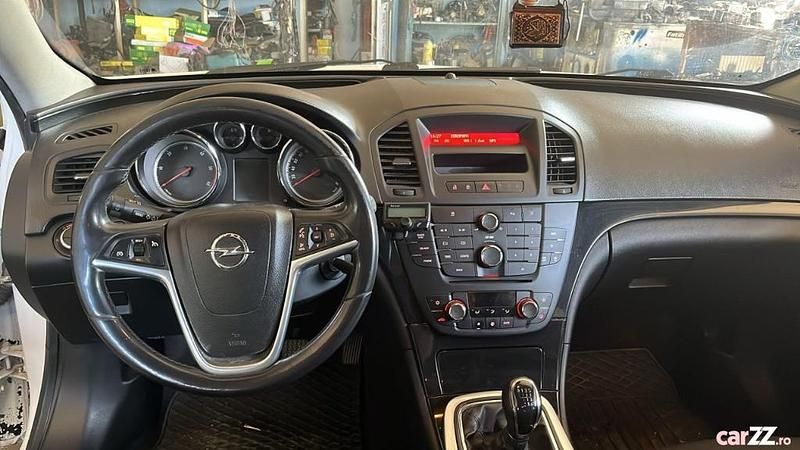 Second-hand Opel Insignia 140 CP (102 kW) 2009 Berlinǎ