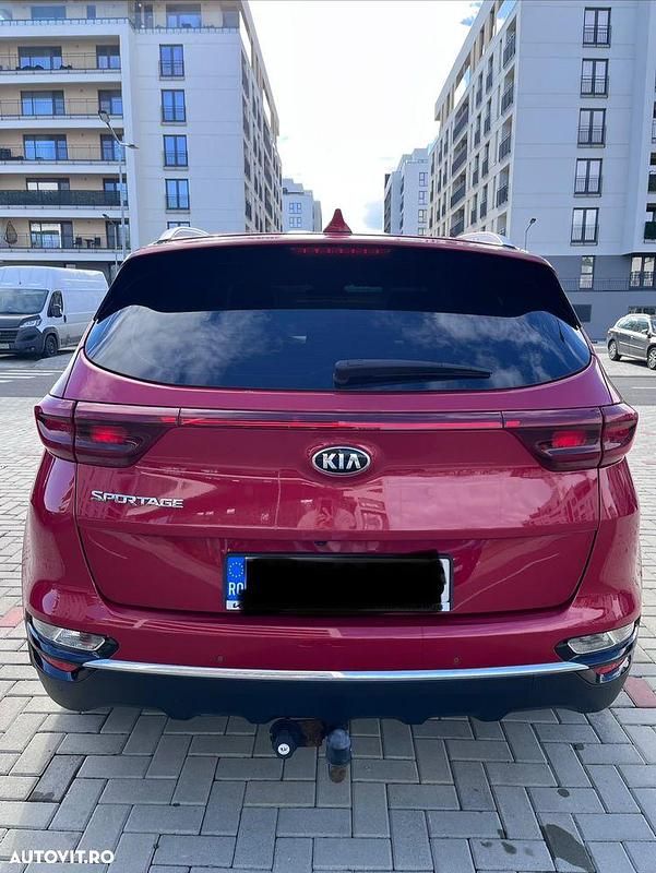 Second-hand Kia Sportage Plus 136 CP (100 kW) 2019 Culoarerosu SUV