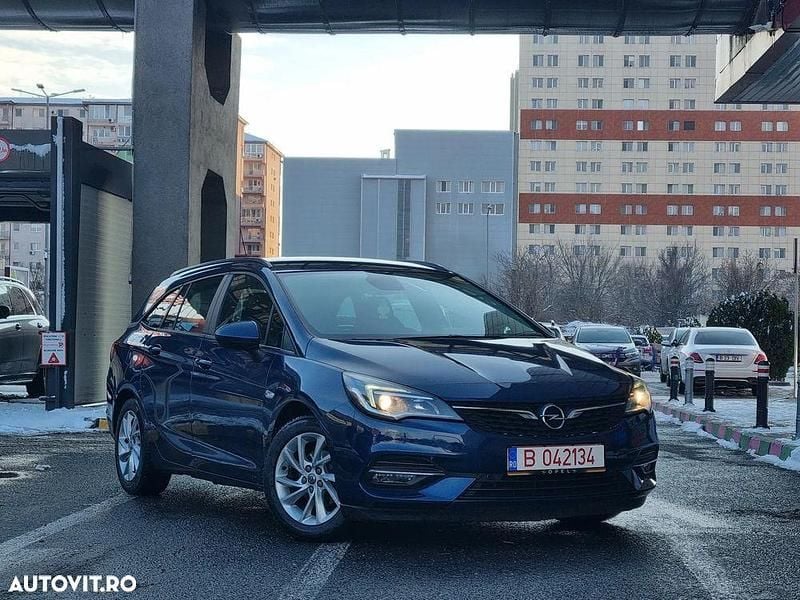 Culoarealbastru Second-hand 2021 Opel Astra Business Elegance Break | 8.299 EUR (Preț bun) - Imagine 1/4