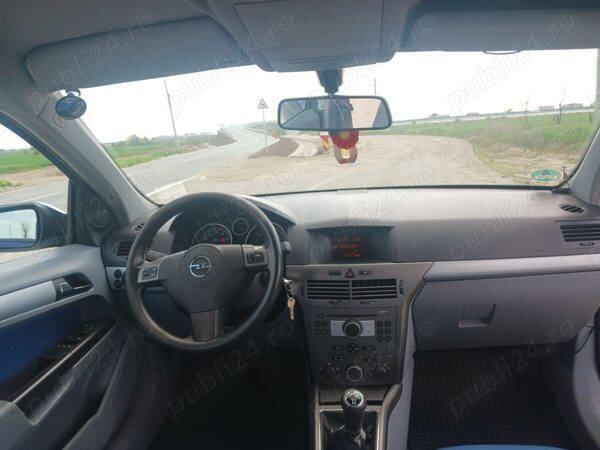 Albastru Utilizat 2004 Opel Astra Hatchback | 2.000 EUR (Preț OK) - Imagine 1/4