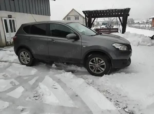 Second-hand Nissan Qashqai 130 CP (95 kW) 2012 SUV