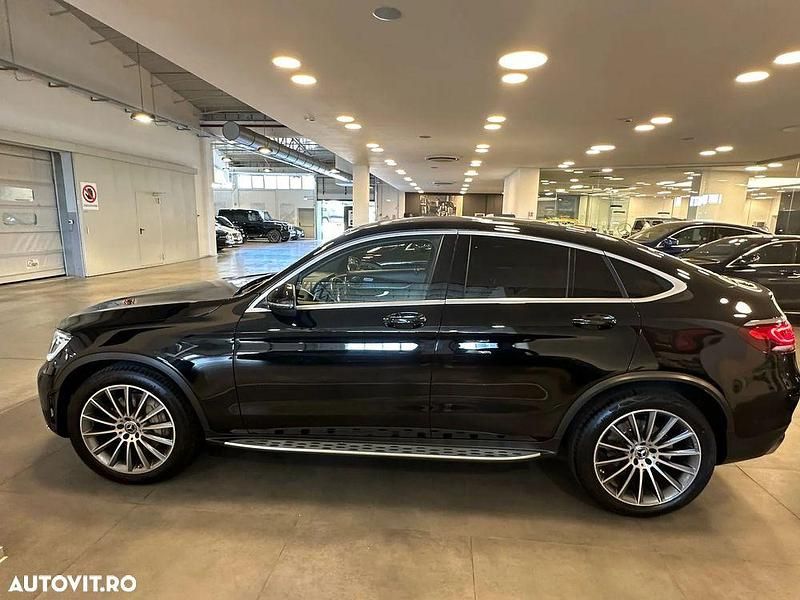 Second-hand Mercedes GLC220 AMG line 197 CP (144 kW) 2020 Culoarenegru Coupe