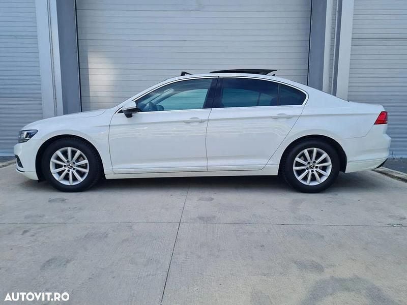 Second-hand VW Passat Trendline 150 CP (110 kW) 2020 Alb Berlinǎ