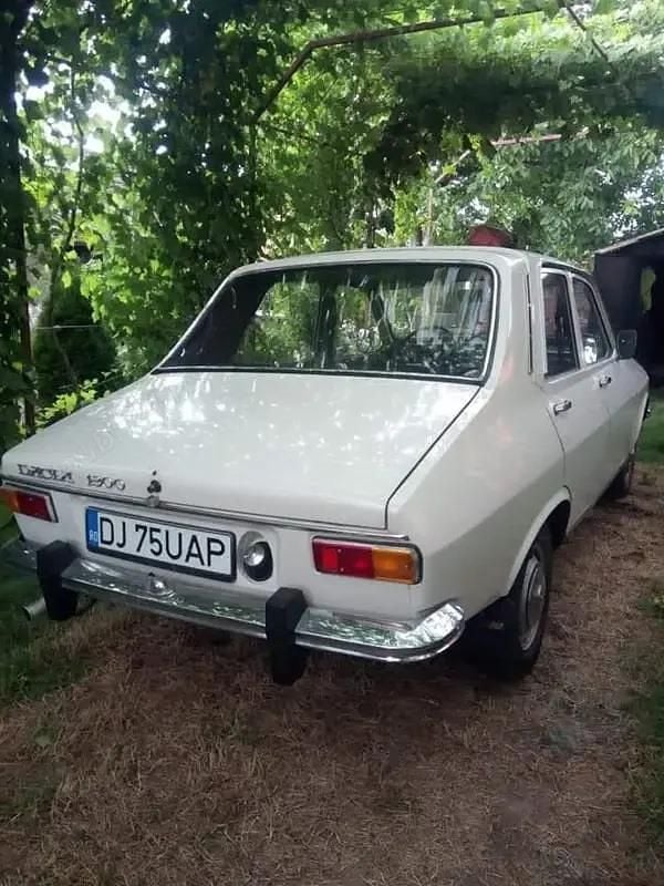 Second-hand Dacia 1300 54 CP (39 kW) 1975 Berlinǎ
