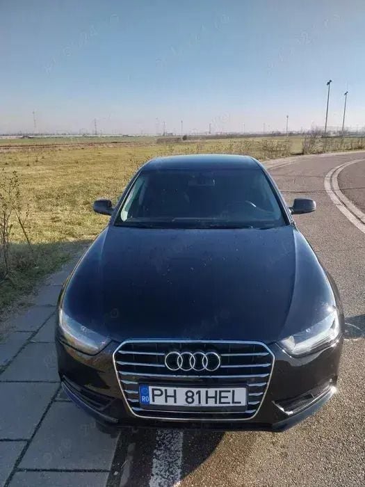 Utilizat 2013 Audi A4 Berlinǎ | 9.000 EUR (Preț OK) - Imagine 1/4