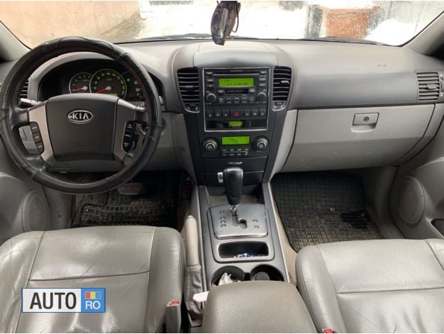 Second-hand Kia Sorento 170 CP (125 kW) 2007 Gri SUV