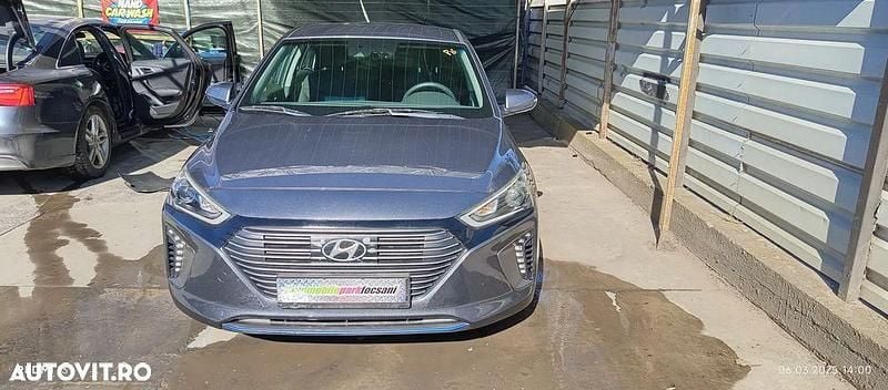 Culoaregri Utilizat 2017 Hyundai Ioniq Berlinǎ | 12.000 EUR - Imagine 1/4