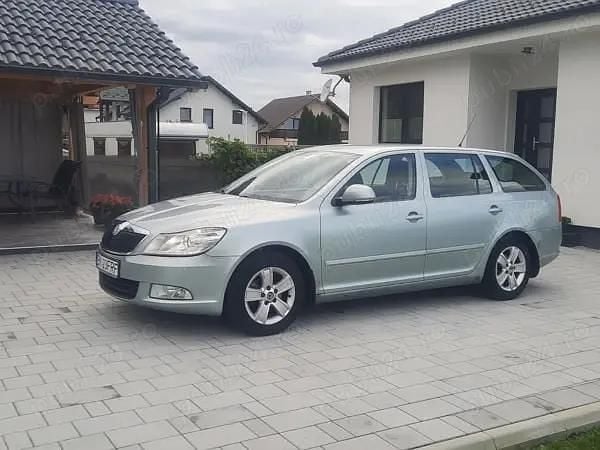 Utilizat 2010 Skoda Octavia Break | 3.500 EUR (Preț bun) - Imagine 1/4