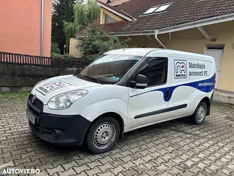Culoarealb Utilizat 2011 Fiat Doblò Monovolum | 4.840 EUR - Imagine 1/4