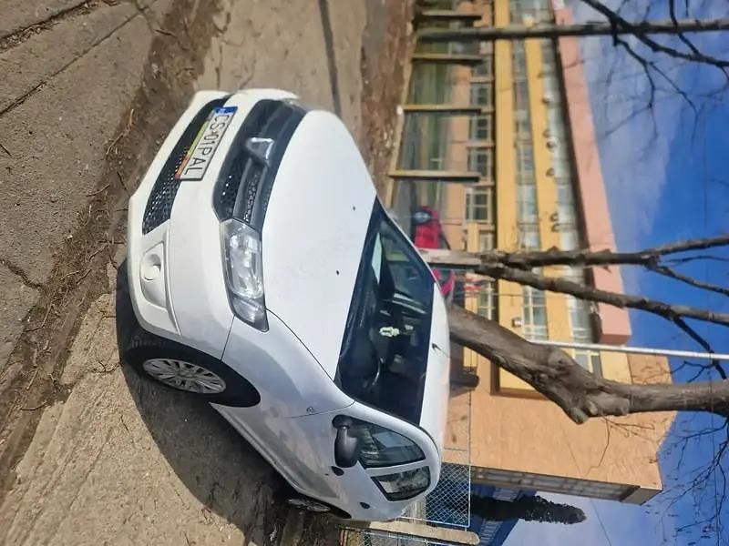 Second-hand Dacia Logan 70 CP (51 kW) 2014 Berlinǎ