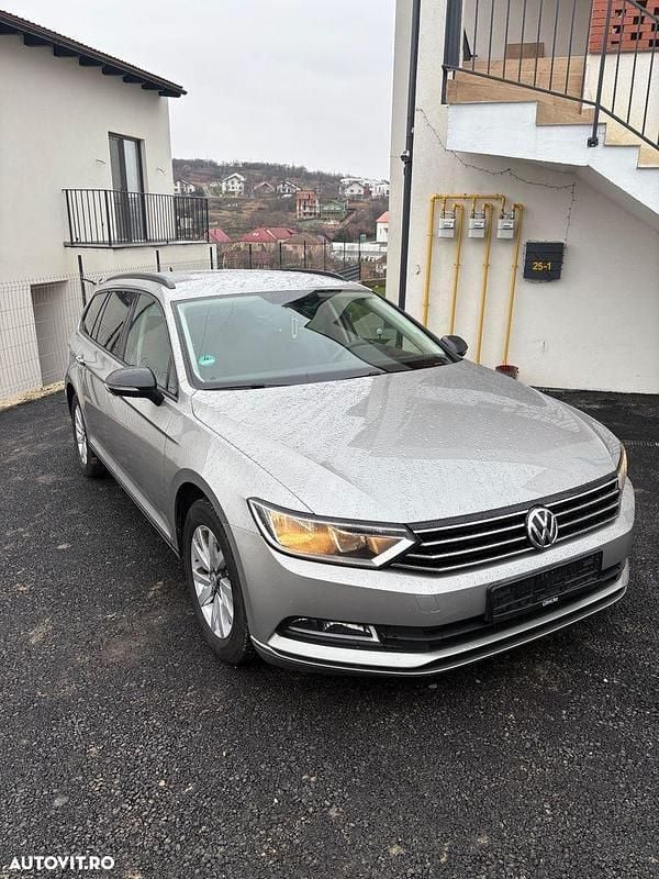 Second-hand VW Passat Comfortline 150 CP (110 kW) 2015 Culoaregri Break