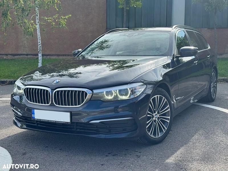 Culoarealbastru Utilizat 2019 BMW 518 Comfort Edition Break | 19.239 EUR - Imagine 1/4