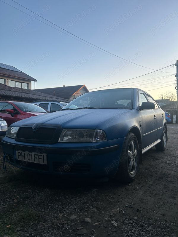 Albastru Utilizat 2003 Skoda Octavia Hatchback | 2.800 EUR (Preț OK) - Imagine 1/4