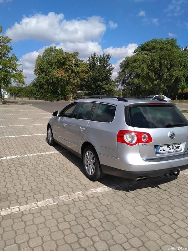 Gri Utilizat 2010 VW Passat Break | 4.450 EUR (Preț OK) - Imagine 1/4