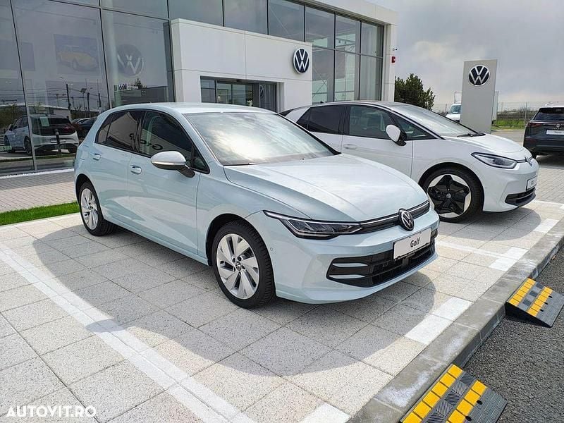 Culoarealbastru Nouă 2025 VW Golf VIII Hatchback | 31.290 EUR (Puțin scump) - Imagine 1/4